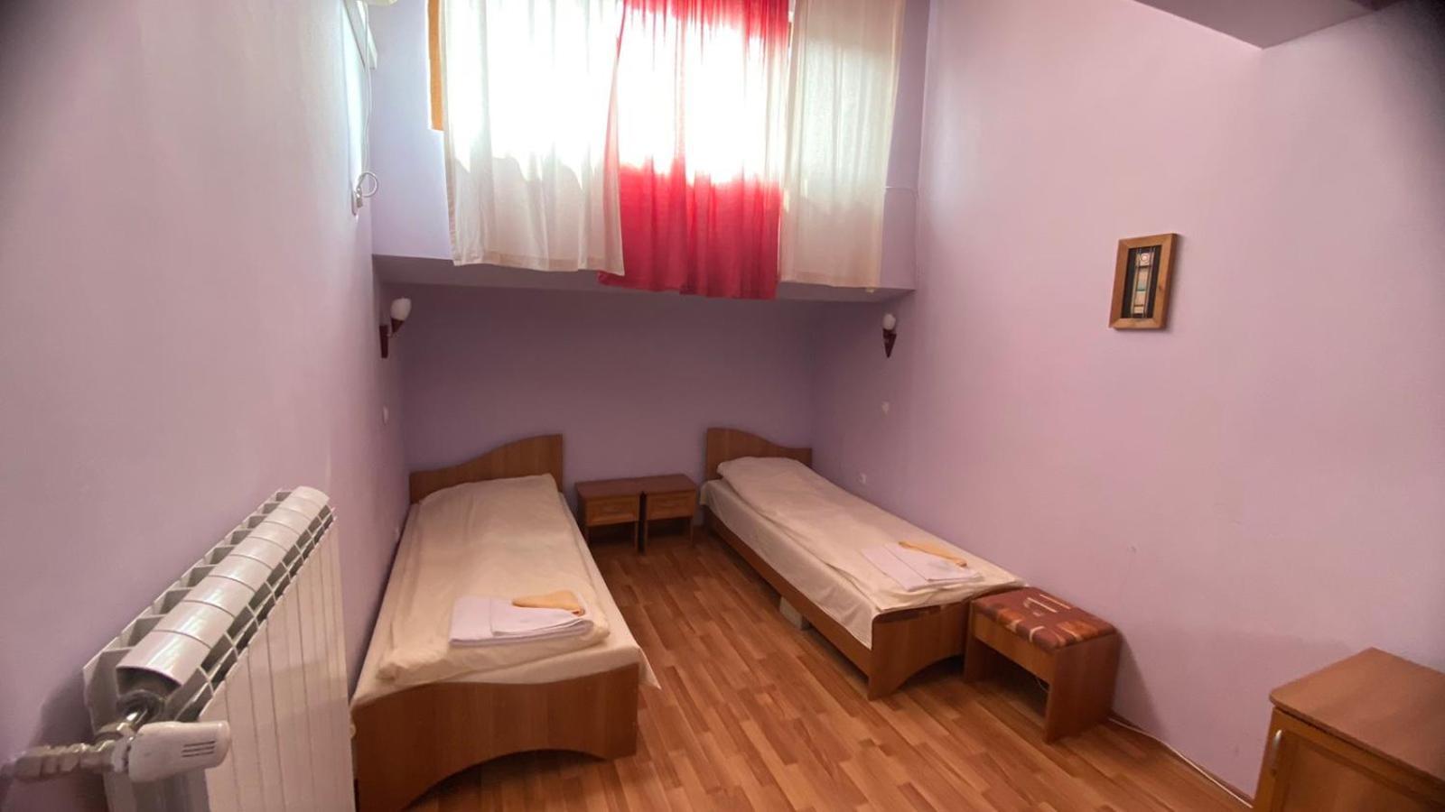 Хотел Галина Палас Srem Pokój zdjęcie